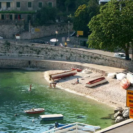 16022c Rabac